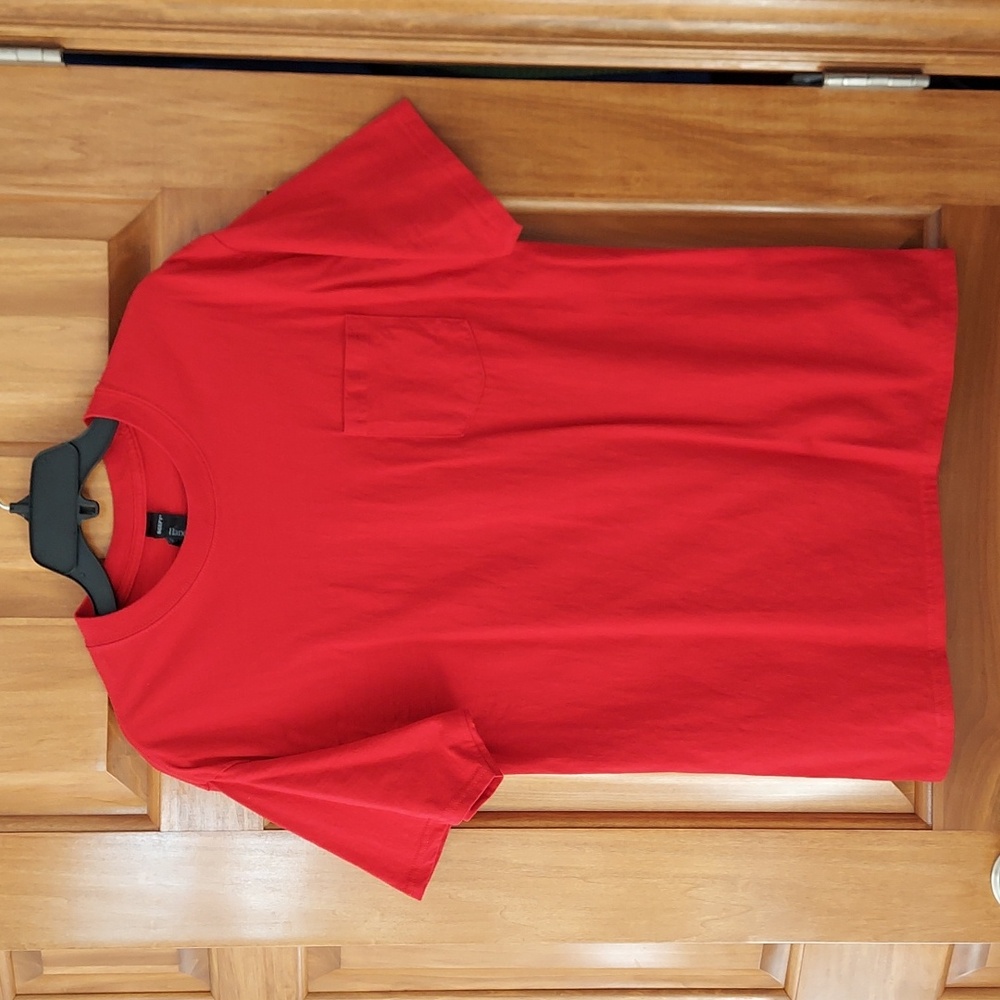 Hanes Men's Heavy Beefy Short Sleeve Tee in Dark Red, Size Large, Like New
